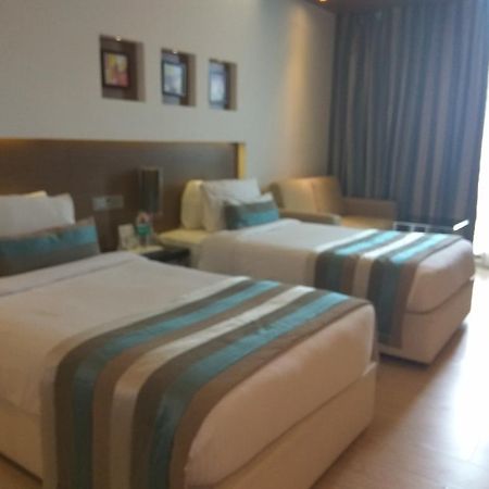 Ramada By Wyndham Navi Mumbai Otel Dış mekan fotoğraf