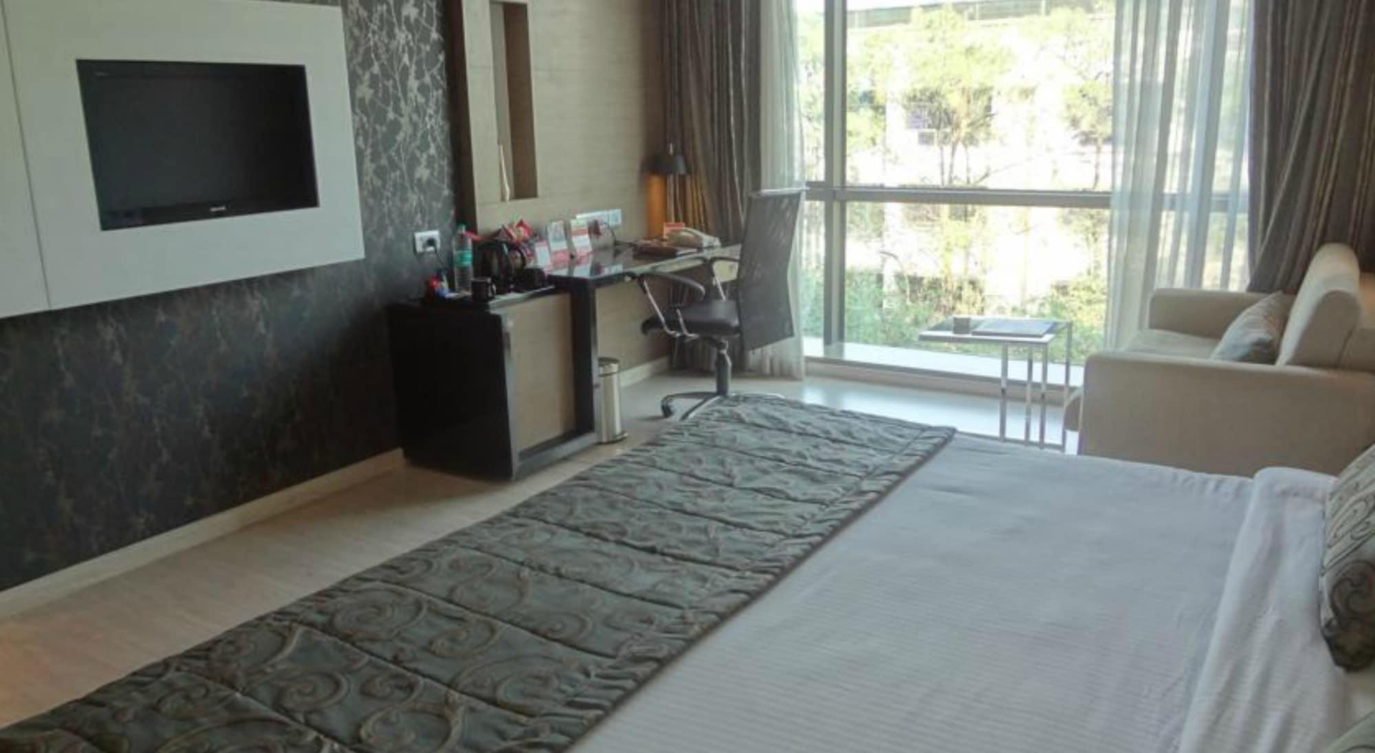 Ramada By Wyndham Navi Mumbai Otel Dış mekan fotoğraf