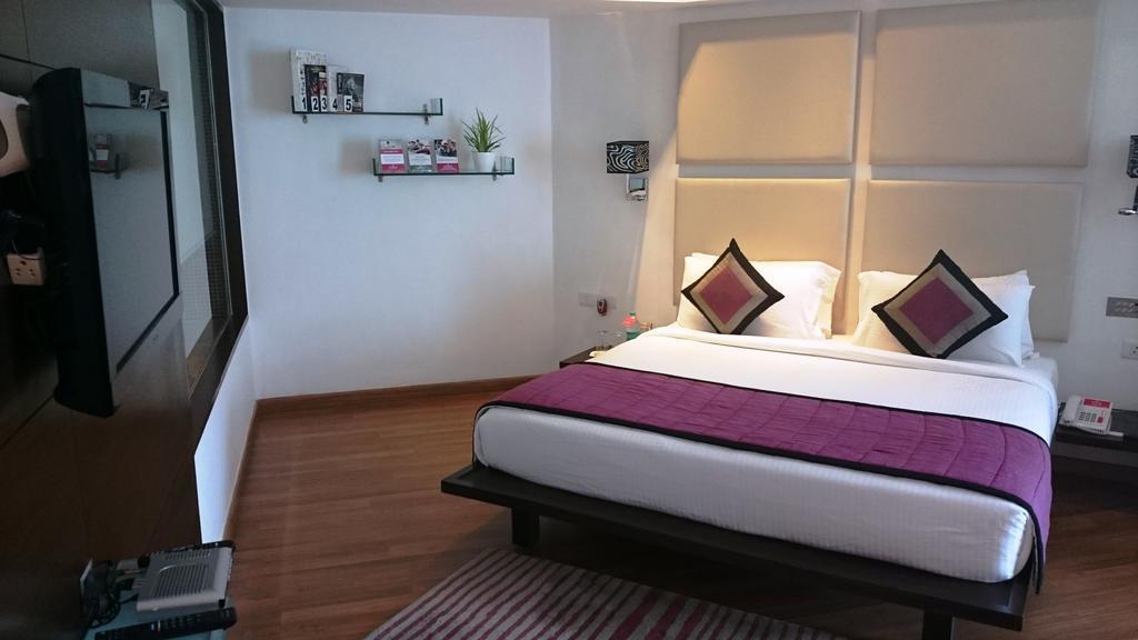 Ramada By Wyndham Navi Mumbai Otel Dış mekan fotoğraf