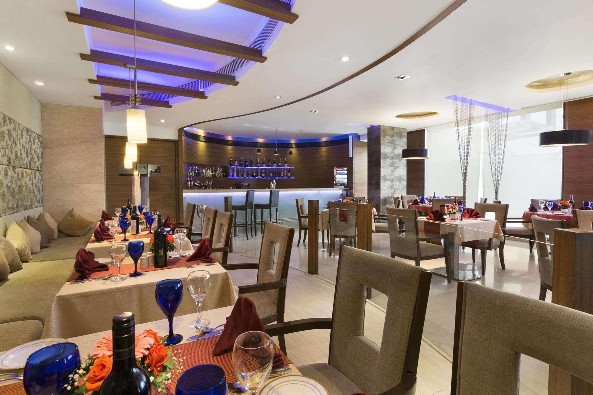 Ramada By Wyndham Navi Mumbai Otel Dış mekan fotoğraf