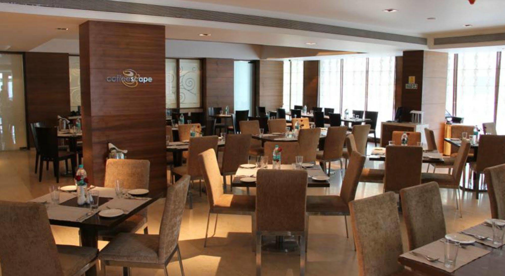 Ramada By Wyndham Navi Mumbai Otel Dış mekan fotoğraf