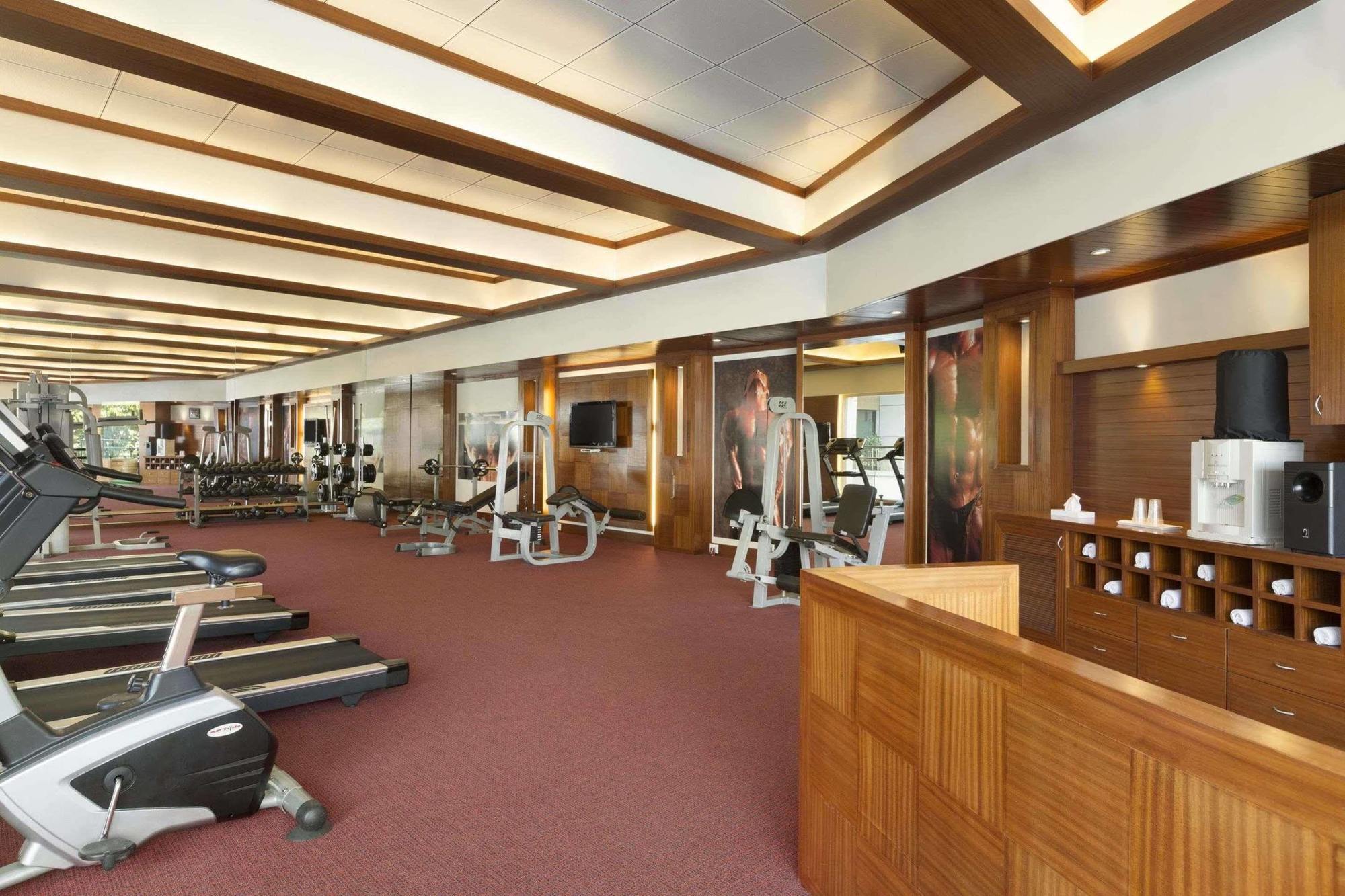 Ramada By Wyndham Navi Mumbai Otel Dış mekan fotoğraf